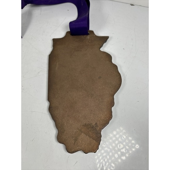 VINTAGE Horse Show Medal PEAI Necklace Ribbon Solid Metal Equestrian Decor MCM - Picture 5 of 6